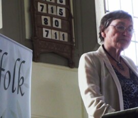Sylvia Fairley reading 'La Mer'