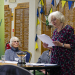 Elizabeth Cook reading after the awards. Elizabeth Cook reading after the awards.